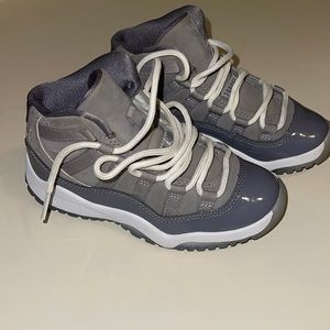 Retro 11 cool grey